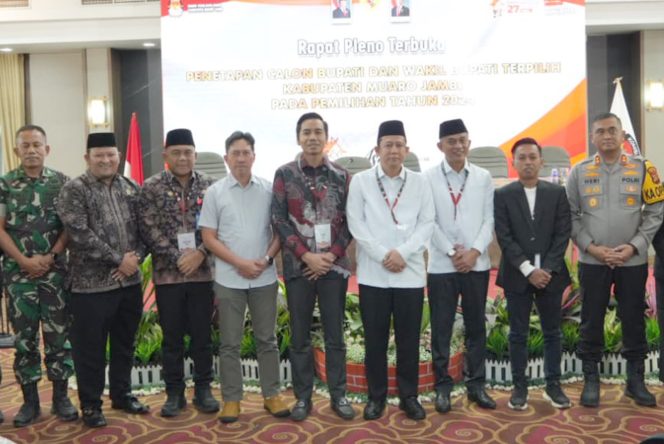 
					Sekda Budhi Hartono Hadiri Rapat Pleno Terbuka Penetapan Calon Bupati dan Wakil Muaro Jambi