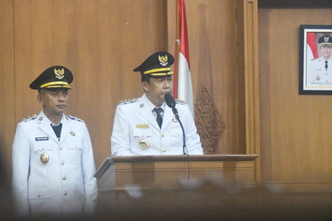 
					Bupati dan Wakil Bupati Muaro Jambi Sampaikan Pidato Perdana dalam Paripurna DPRD