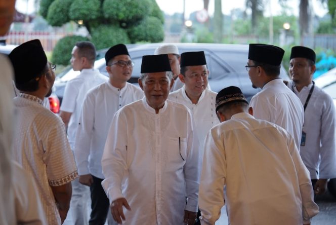 
					Bupati Muaro Jambi Hadiri Buka Puasa Bersama Kepala Daerah se-Provinsi Jambi