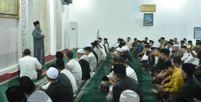 
					Wawako Diza Serahkan Hadiah Lomba Senandung Cinta Ramadan, Tegaskan Peran Seni dalam Syiar Keagamaan