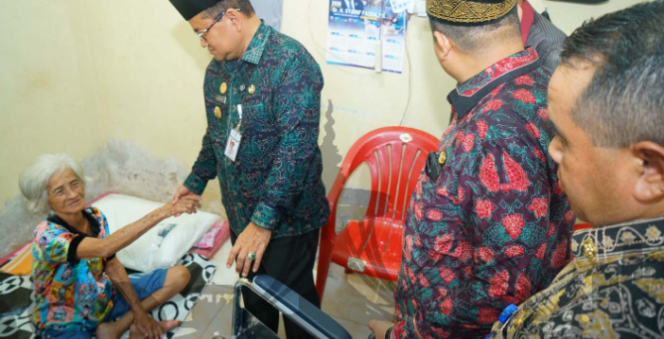
					Dari Empati Lokal ke Prestasi Global: Dua Wajah Kemajuan Kota Jambi