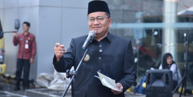 
					Mengakui Peran yang Kerap Terlupakan, Wali Kota Jambi Salurkan Bantuan bagi Pekerja Kebersihan