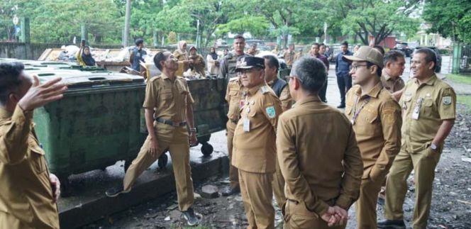 
					Maulana-Diza dan Upaya Membenahi Wajah Persampahan Kota Jambi di Tengah Tekanan Urbanisasi
