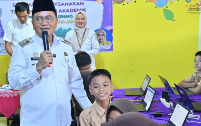 
					Wali Kota Maulana Dorong Pendidikan Inklusif Saat Tinjau TKA Tingkat SD di Kota Jambi