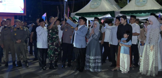 
					Gema Takbir dan Kendaraan Hias Warnai Malam Lebaran di Kota Jambi