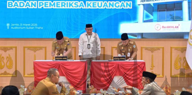 
					Penyerahan LKPD dan Komitmen Akuntabilitas