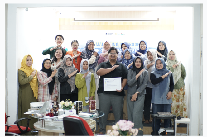 
					Siap Go Digital dan Go Global, UMKM Jambi Antusias Ikuti Seri Pelatihan AI Marketing Playbook