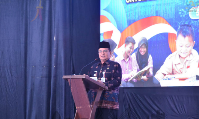 
					Dampingi Mensos RI, Wali Kota Jambi Pastikan Calon Siswa Sekolah Rakyat Sesuai Kriteria