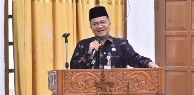 
					Wali Kota Maulana Buka Bimtek Ketua Kelompok Belajar dan Banmus Adat RT/LIT, Perkuat Pelestarian Adat Melayu Jambi