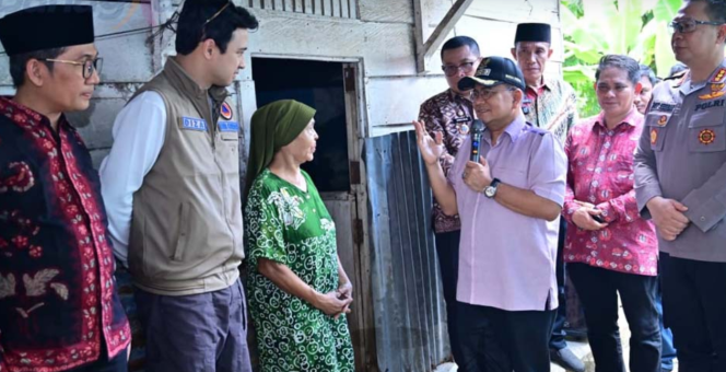 
					Kolaborasi Pemkot Jambi, Polresta, dan Baznas Hadirkan Harapan Baru bagi Mak Gambreng Melalui Program Bedah Rumah