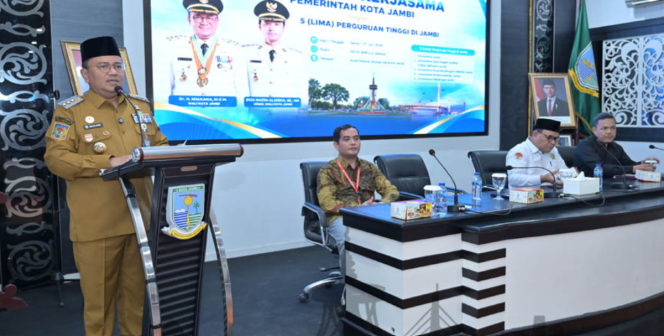 
					Menjadikan Kota Jambi sebagai Laboratorium Pengetahuan: Ketika Pemerintah dan Kampus Menyatukan Riset dengan Kebijakan